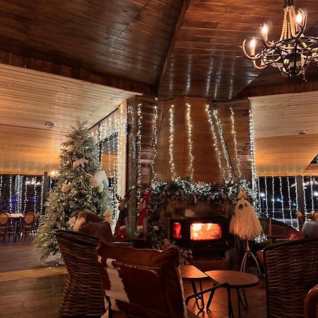 Gudauri Atrium Aparthotel Ngoại thất bức ảnh