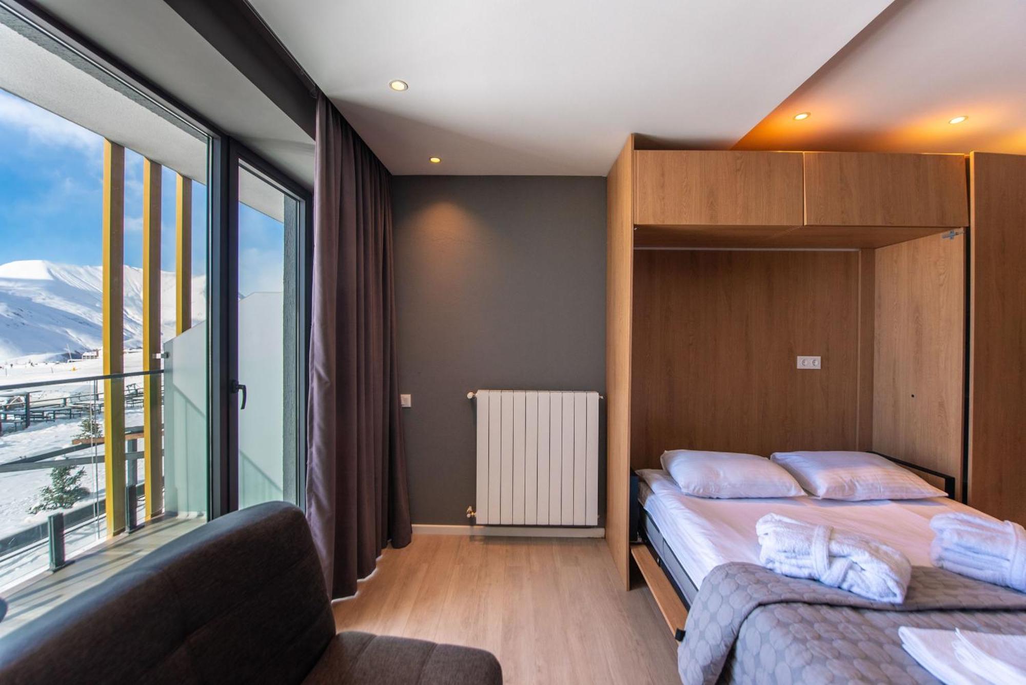 Gudauri Atrium Aparthotel Ngoại thất bức ảnh